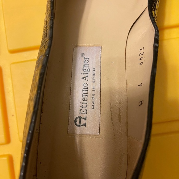 Etienne Aigner Black Croc-Pattern Loafers - Picture 5 of 5